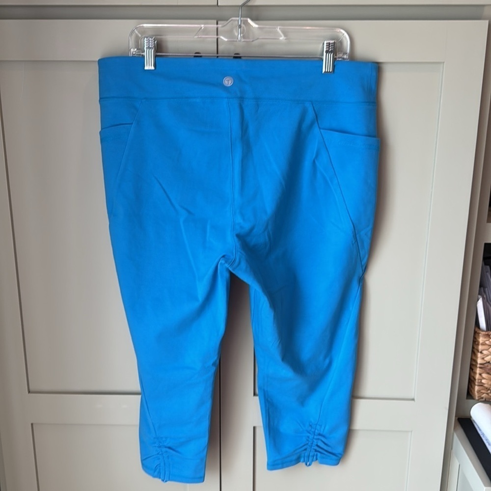 NWT T by Talbots Capri Blue Capri Leggings SZ XL no Back Pocket w Gathered Hem - Picture 9 of 11